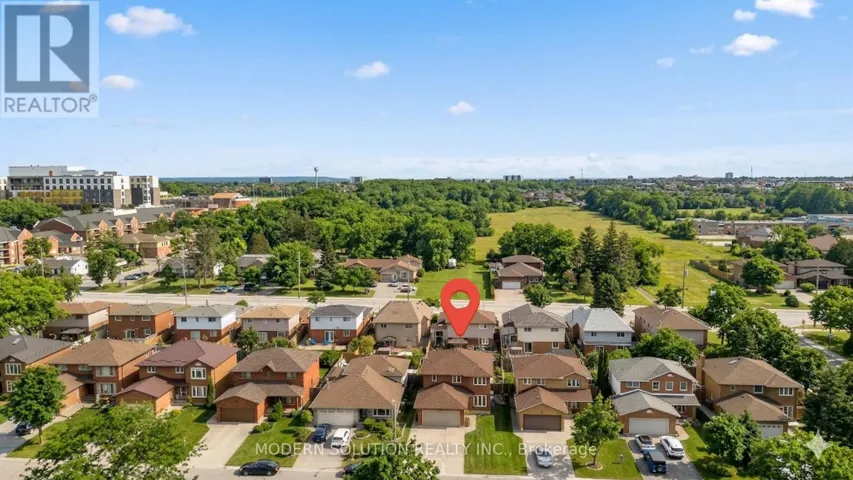 168 FUSILIER DRIVE, Hamilton (Crerar), Ontario L9B2C8