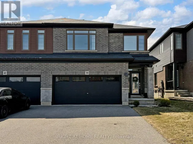 39 BAKER LANE, Brant (Paris), Ontario N3L0J7