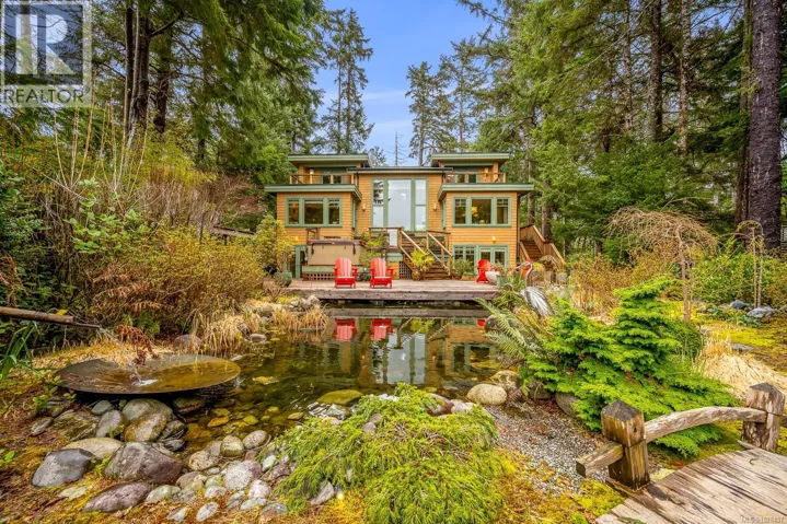 1257 Lynn Rd, Tofino, British Columbia V0R2Z0