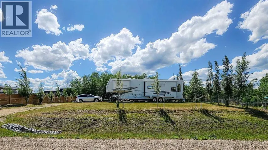 15 Horse Shoe Lane, White Sands, Alberta T0C3B0