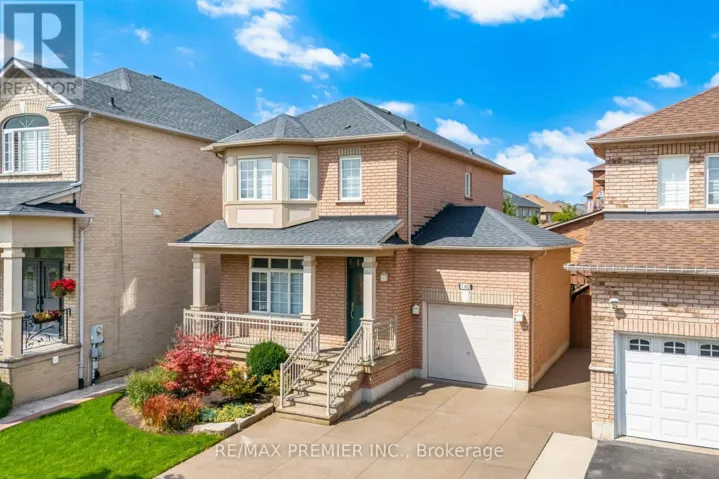 140 FERDINAND AVENUE, Vaughan (Maple), Ontario L6A3H4