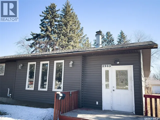 2905 Preston AVENUE S, Saskatoon, Saskatchewan S7J2G8