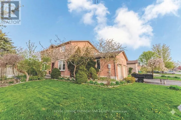 25 SIR LANCELOT COURT, Caledon (Bolton East), Ontario L7E1N3