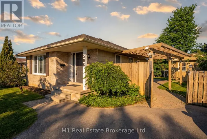 506 MCTAVISH STREET, Centre Wellington (Fergus), Ontario N1M3C7