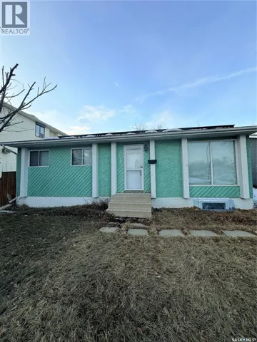 3214 33RD STREET W, Saskatoon, Saskatchewan S7L6K3