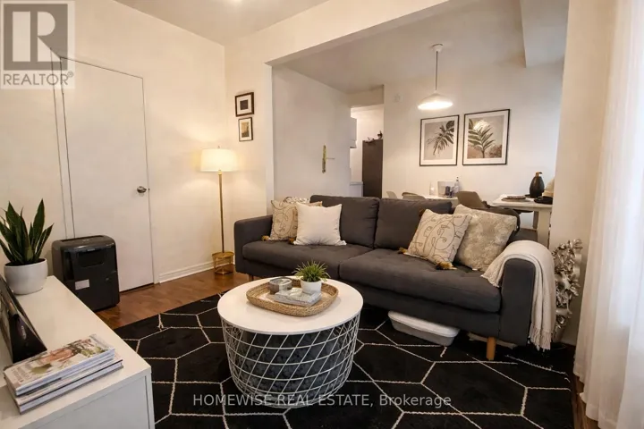 102 - 1 TRILLER AVENUE, Toronto (South Parkdale), Ontario M6K3B7