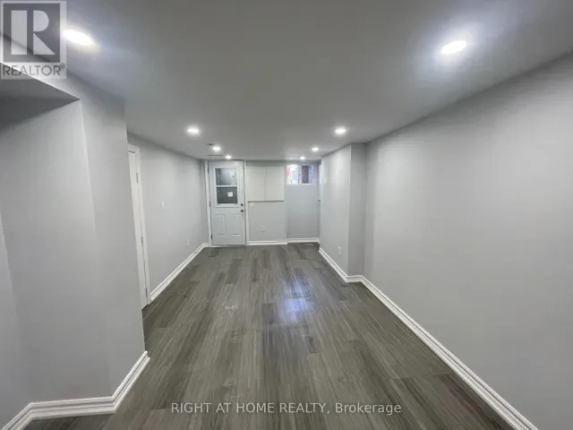 980 OSSINGTON AVENUE, Toronto (Dovercourt-Wallace Emerson-Junction), Ontario M6G3V6