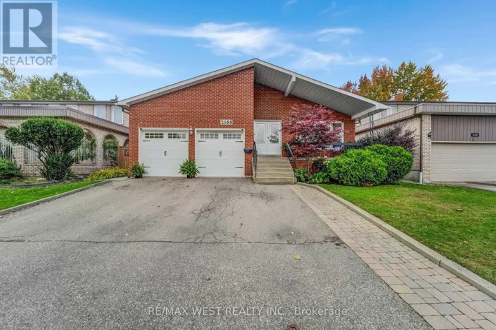 2388 CARLANNE PLACE, Mississauga (Erindale), Ontario L5C3C8