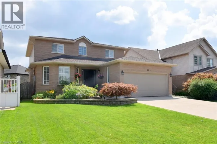1223 UPPER PARADISE Road, Hamilton, Ontario L9B2P2