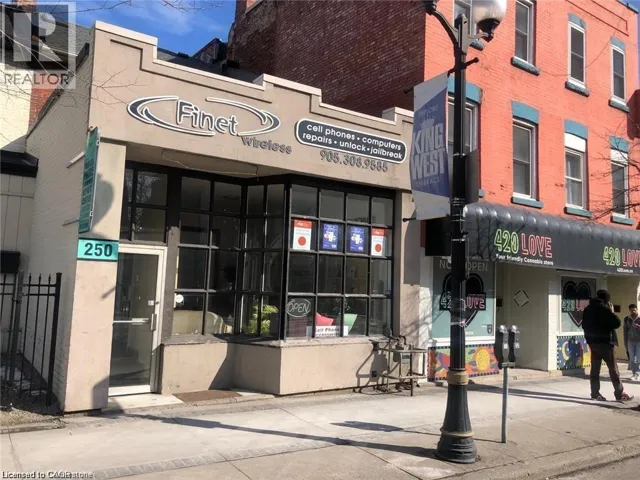250 KING Street W, Hamilton, Ontario L8P1A9