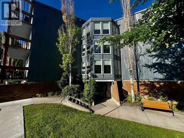 135, 820 89 Avenue SW, Calgary, Alberta T2V4N9