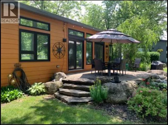 981 COUNTY RD 2 ROAD Unit# 707, Lakeshore, Ontario N8L1B4