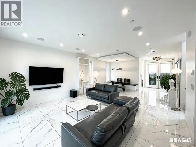 1633 SE MARINE DRIVE, Vancouver, British Columbia V5P2R5
