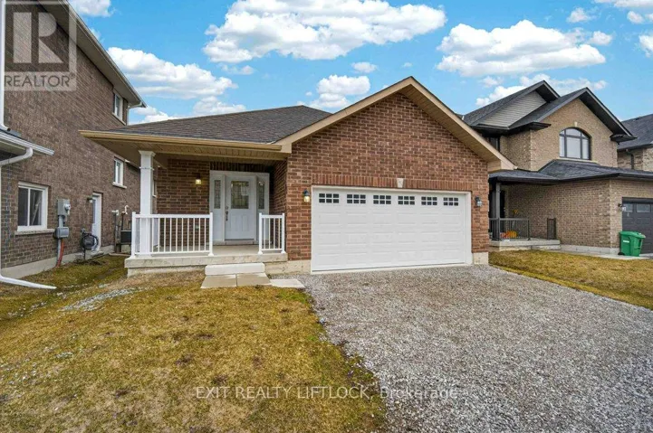 320 MULLIGAN GARDENS, Peterborough (Monaghan Ward 2), Ontario K9K0H2