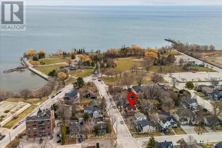 38 JOHN STREET S, Mississauga (Port Credit), Ontario L5H2E6