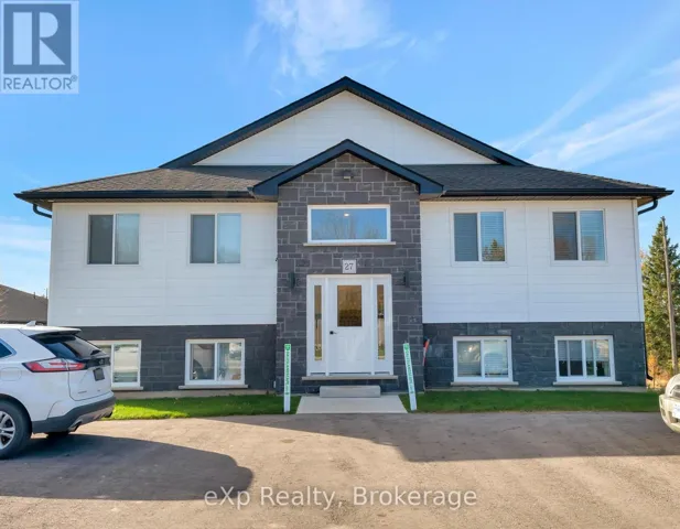 4 - 27 MALCOLM CRESCENT, North Perth (Listowel), Ontario N4W0K3