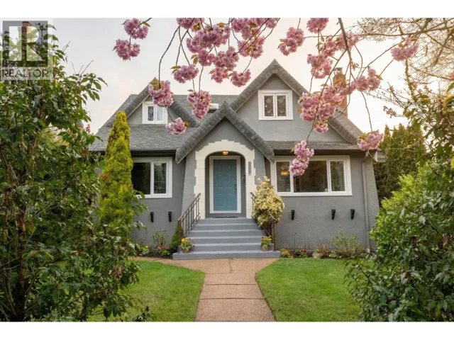 2907 W 30TH AVENUE, Vancouver, British Columbia V6L1Z3