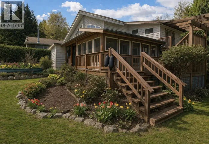 26 BRIGHTON BEACH, North Vancouver, British Columbia V3G2S4