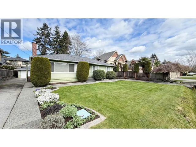 8671 MOWBRAY ROAD, Richmond, British Columbia V7A2B9