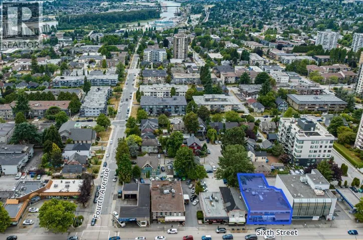 416 SIXTH STREET, New Westminster, British Columbia V3L3B2
