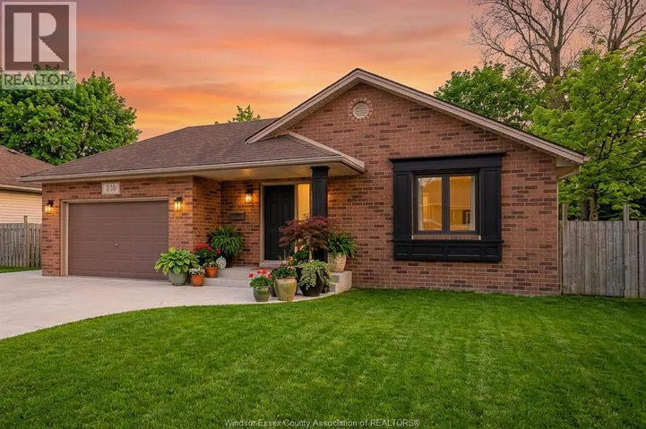 330 SUNNYSIDE BOULEVARD, LaSalle, Ontario N9J3J3