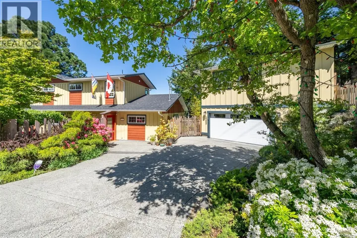 3259 Dolphin Dr, Nanoose Bay, British Columbia V9P9J1