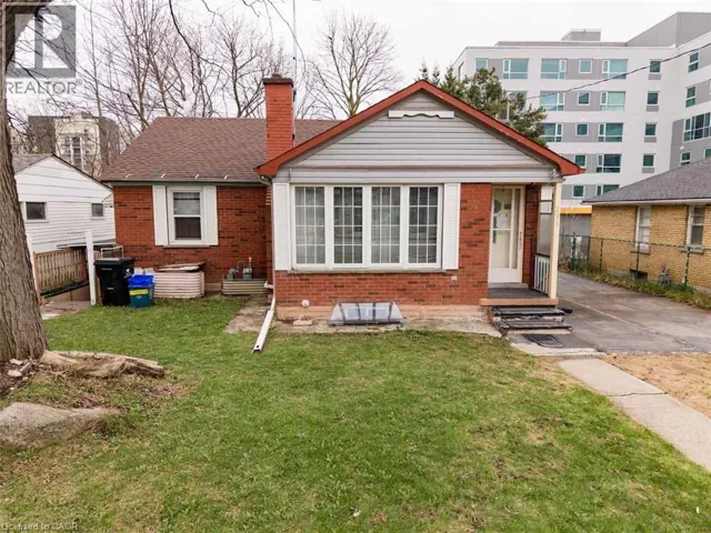 291 ALBERT Street, Waterloo, Ontario N2L3T9