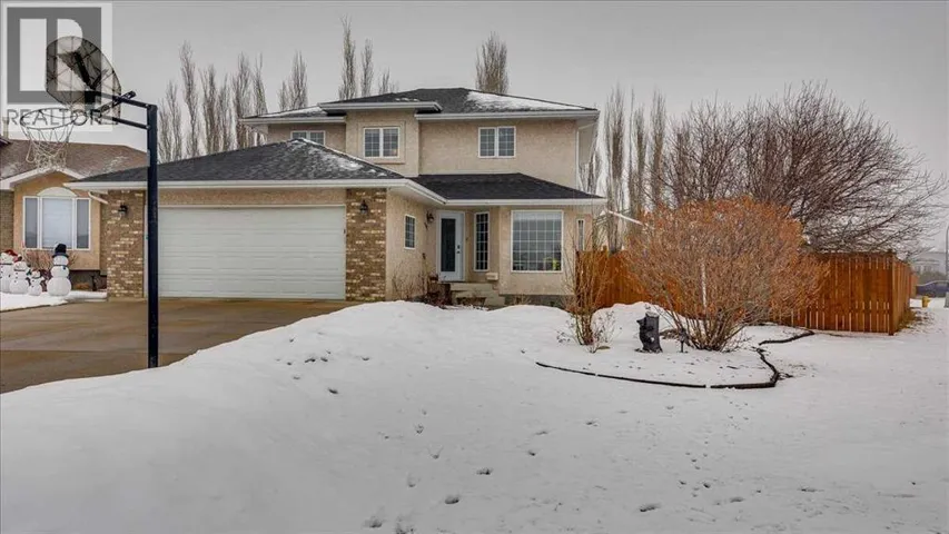 6402 55 Avenue, Ponoka, Alberta T4J1S2