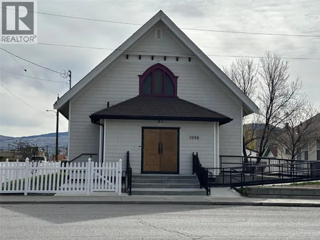 1998 CHAPMAN Street, Merritt, British Columbia V1K1B8
