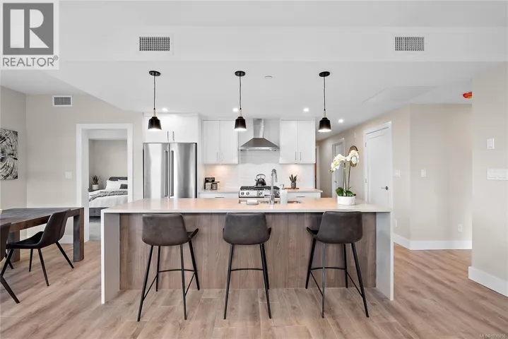 208 2520 Hackett Cres, Central Saanich, British Columbia V8M0C5