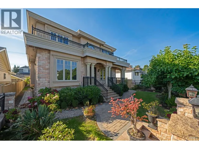 6633 NEAL STREET, Vancouver, British Columbia V6P3N4