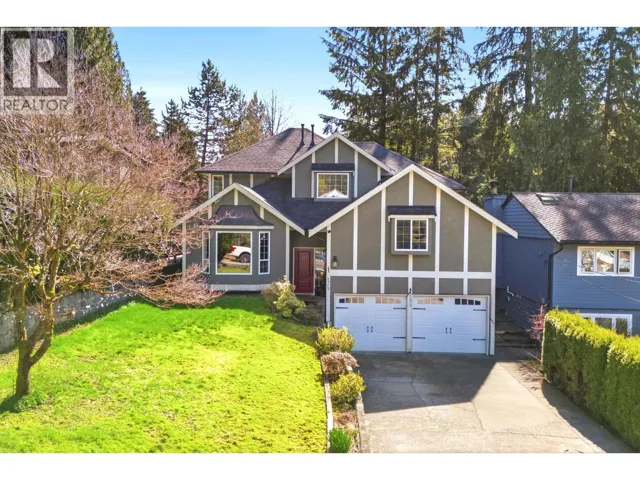 4575 CLIFFMONT ROAD, North Vancouver, British Columbia V7G1J8