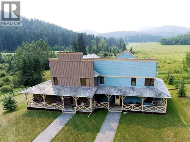 52 Cowboy Trail, Rural Foothills County, Alberta T0L1K0
