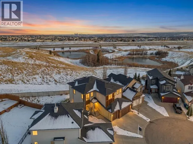 230 Royal Birch View NW, Calgary, Alberta T3G5J8