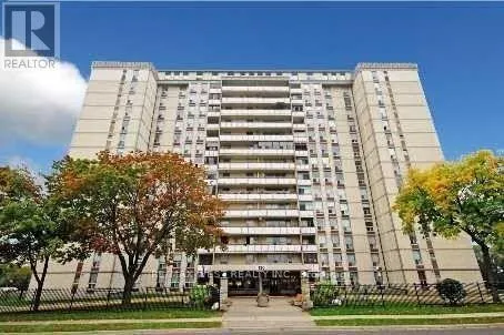 202 - 130 NEPTUNE DRIVE, Toronto (Englemount-Lawrence), Ontario M6A1X5