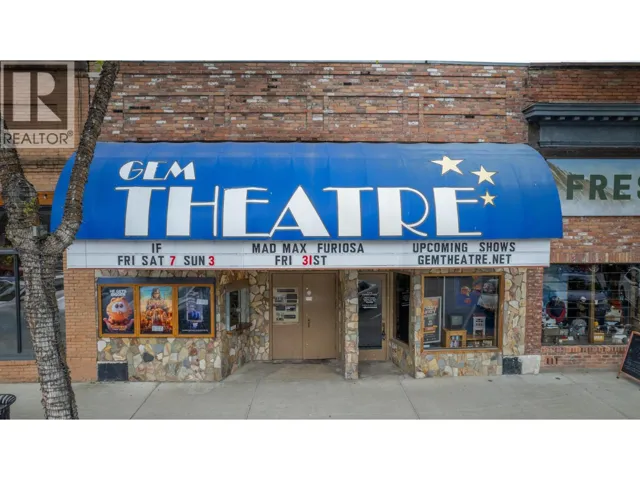 257 MARKET Avenue, Grand Forks, British Columbia V0H1H0