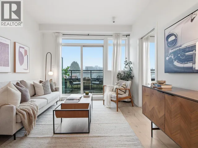 PH6 688 E 17TH AVENUE, Vancouver, British Columbia V5V0A8