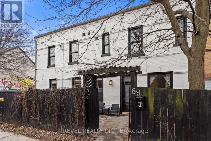 89 FOXLEY STREET, Toronto (Trinity-Bellwoods), Ontario M6J1P9