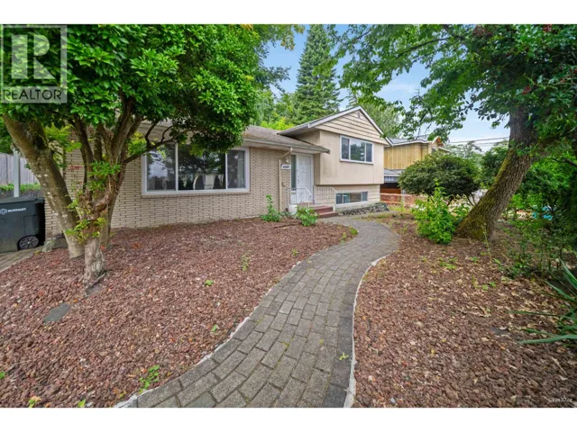 4366 GILPIN CRESCENT, Burnaby, British Columbia V5G2K4