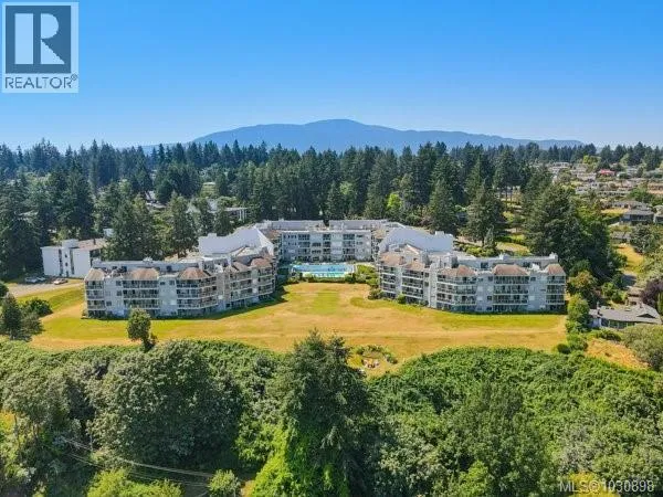 611 2562 Departure Bay Rd, Nanaimo, British Columbia V9S5P1