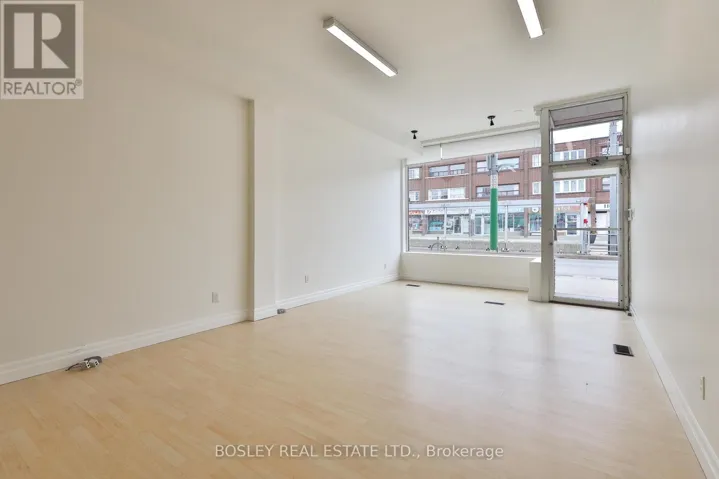1674 ST CLAIR AVENUE W, Toronto (Weston-Pellam Park), Ontario M6N1H8