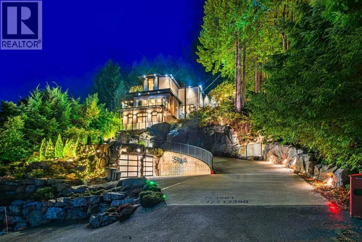 592 CRAIGMOHR DRIVE, West Vancouver, British Columbia V7S1X2