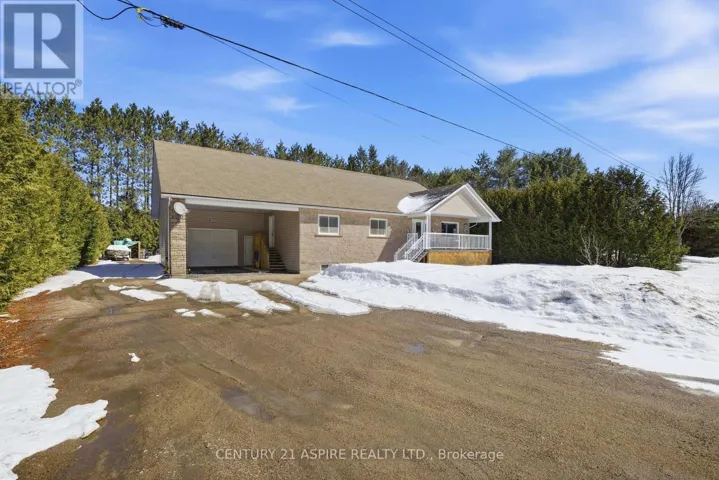 84 PINEWOOD PLACE, Deep River, Ontario K0J1P0