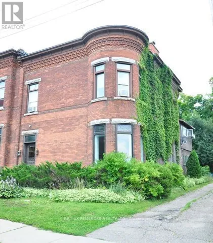 188 ESTHER STREET, Pembroke, Ontario K8A3C2