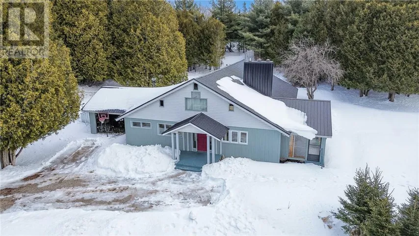 1 Wright Street S, Gore Bay, Manitoulin Island, Ontario P0P1H0