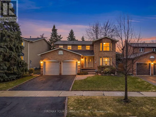 42 HOUSEMAN CRESCENT, Richmond Hill (North Richvale), Ontario L4C7R8