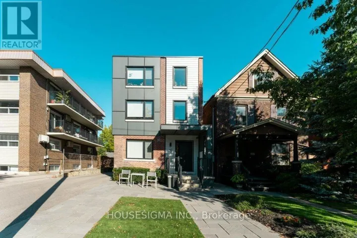 UNIT 3 - 167 QUEBEC AVENUE, Toronto (High Park North), Ontario M6P2T9