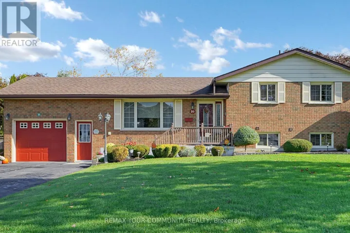 30 GRANT DRIVE, Kawartha Lakes (Oakwood), Ontario K0M2M0