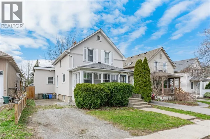 23 PINECREST Avenue, St. Catharines, Ontario L2T1C6