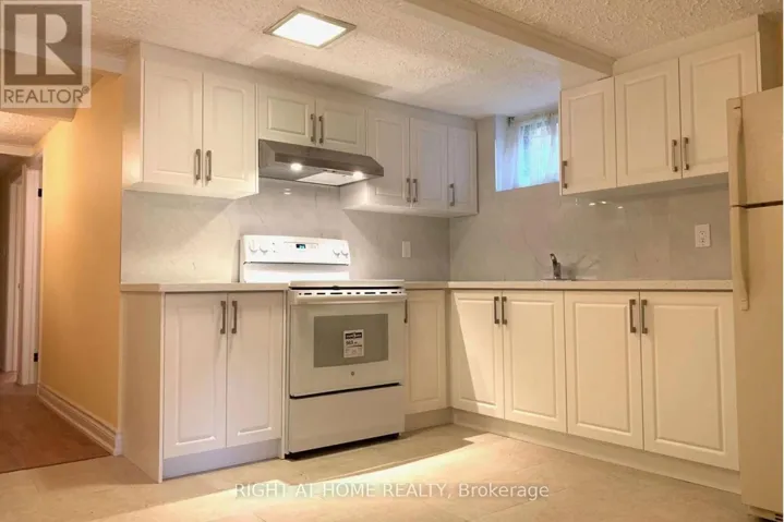 LOWER - 51 WILKINSON DRIVE, Toronto (Pleasant View), Ontario M2J3Z6